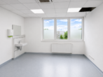 Raum mit Waschbecken - Topmodernes Büro ohne Parkplatzprobleme – BR 4003