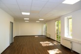 Büro - Hell, barrierefrei, gute ÖPNV-Anbindung, Pkw-Stellplätze, attraktiver Mietpreis – BR 4215