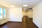 Büro - Hell, barrierefrei, gute ÖPNV-Anbindung, Pkw-Stellplätze, attraktiver Mietpreis – BR 4215