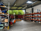 offene Halle - Gewerbegrundstück mit Halle, offenem Lager, Freifläche und Büro in Bestlage an A 650 – HR 4256